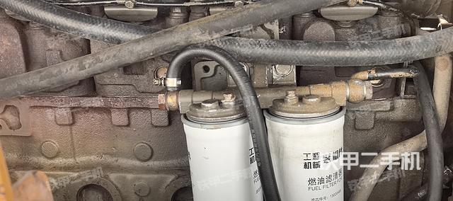 发动机左侧（整机外观及大件）