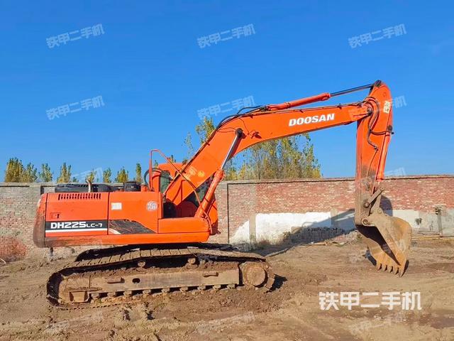 單側(cè)履帶整體（整機外觀）