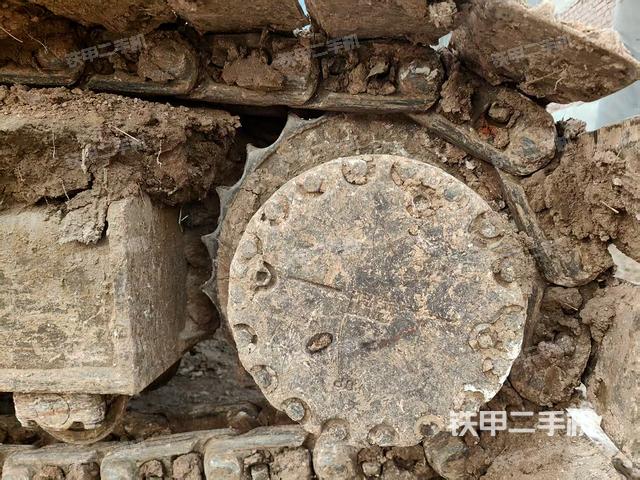 單側(cè)履帶整體（整機(jī)外觀）