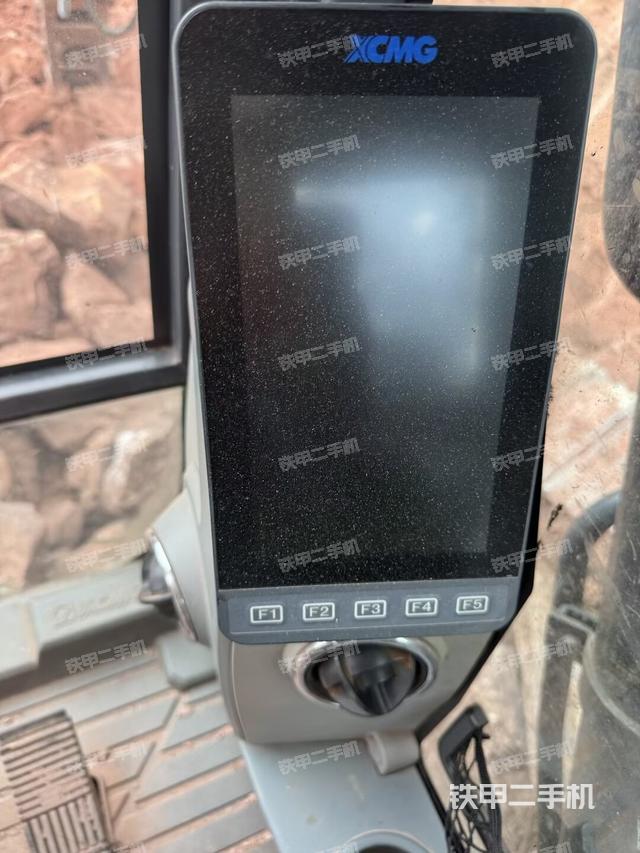 显示屏 （驾驶室部分）