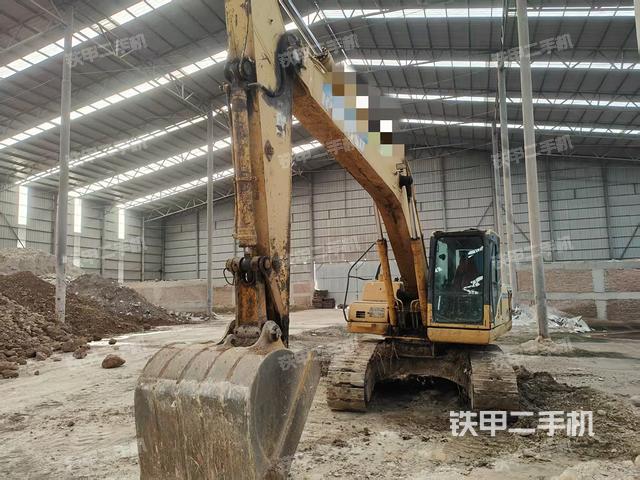 小松PC200-8挖掘機(jī)