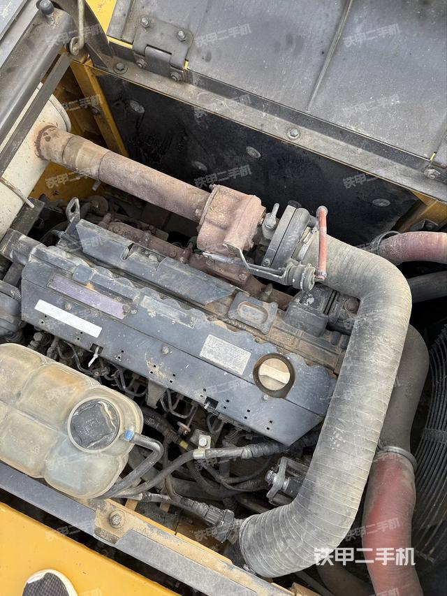 发动机整体俯视（整机外观）