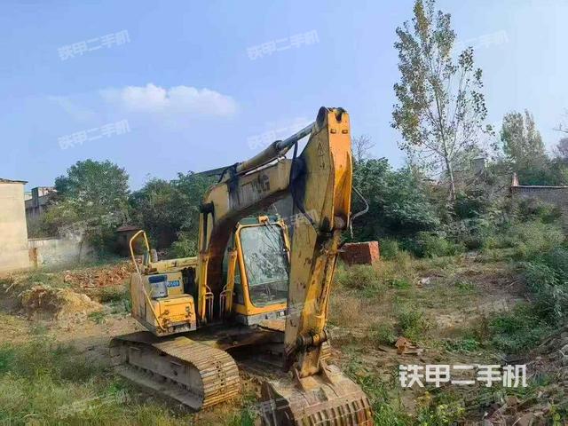 駕駛室頂部（整機(jī)外觀）