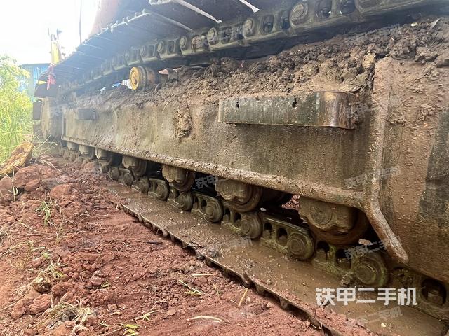 单侧履带整体（整机外观）