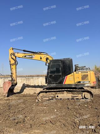 三一重工SY135C-10挖掘機(jī)