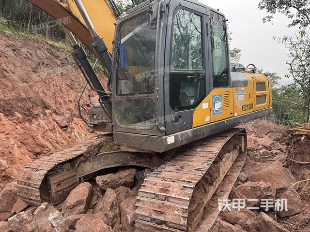 徐工XE200DA挖掘机