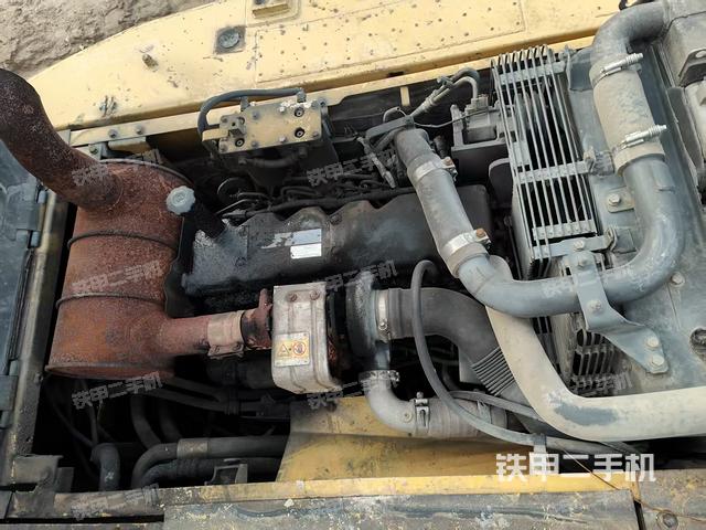 發(fā)動機(jī)整體俯視（整機(jī)外觀）