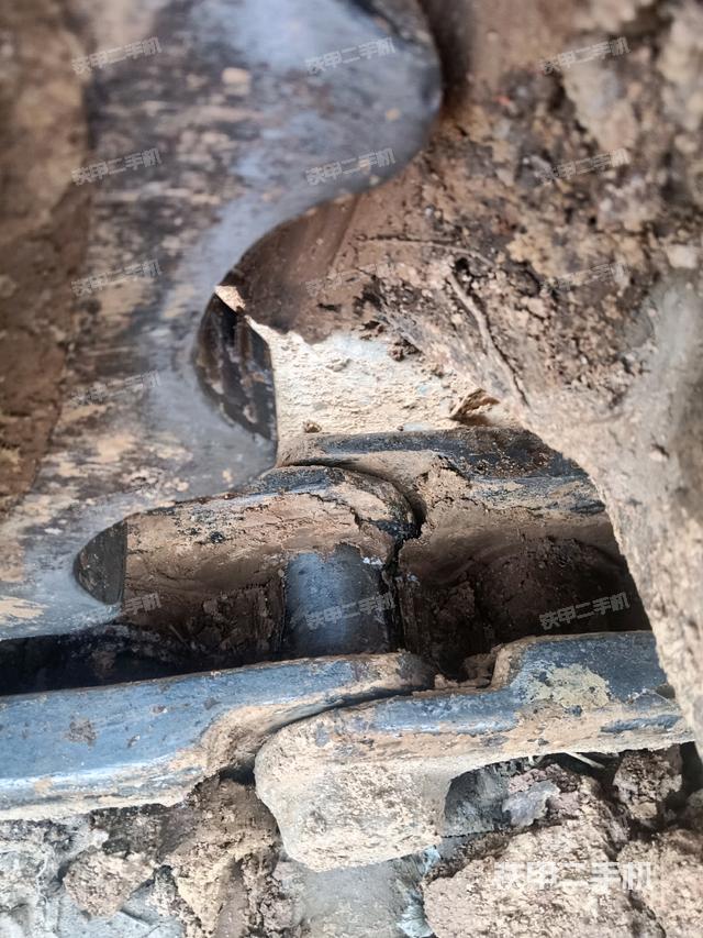 单侧履带整体（整机外观）