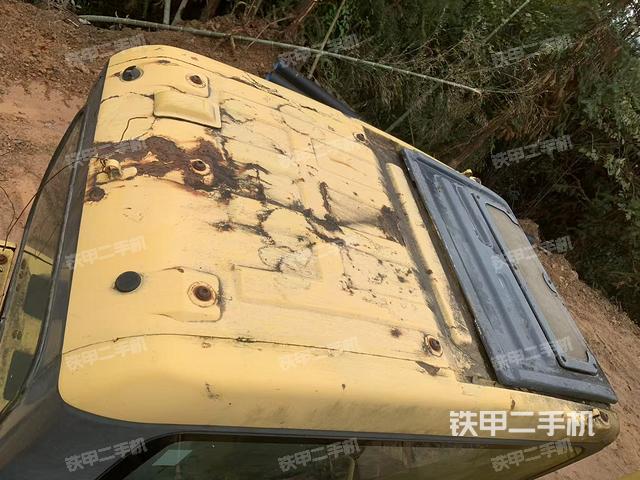 駕駛室頂部（整機(jī)外觀）