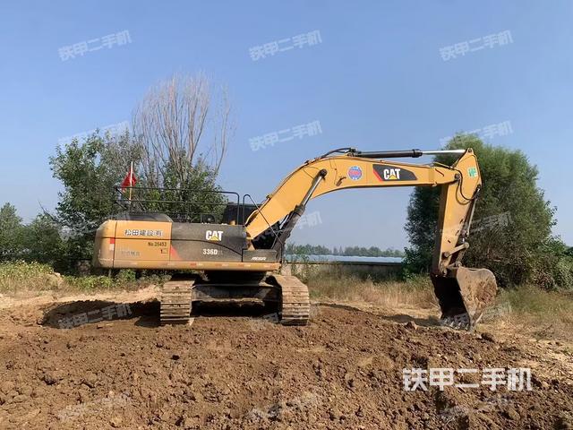 整机右后45°（整机外观）