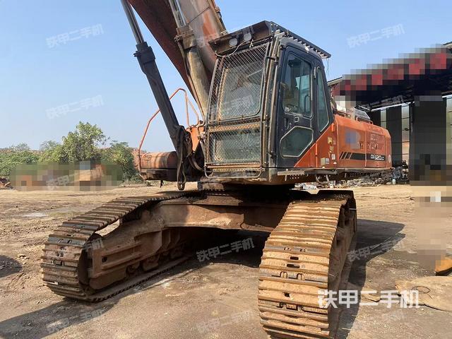 斗山DH500挖掘机