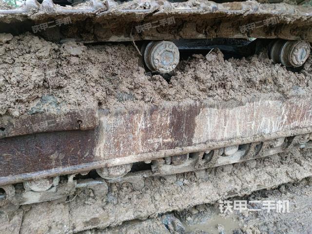 左導(dǎo)向輪（行走機構(gòu)）