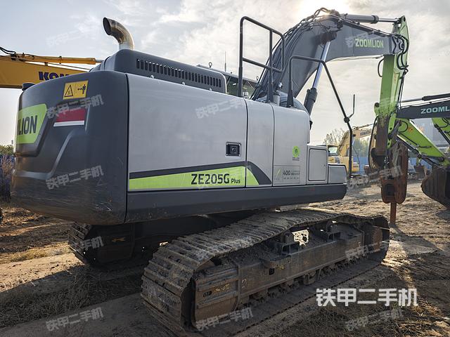 回轉(zhuǎn)馬達(dá)和主控閥（整機(jī)外觀）