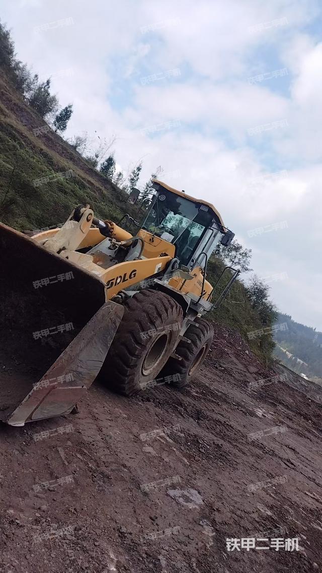 山东临工LG953L装载机