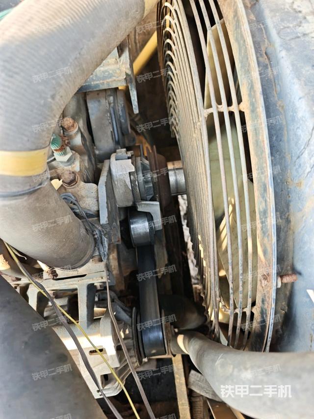 增壓器特寫(xiě)（上車(chē)部件）