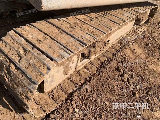 單側(cè)履帶整體（整機(jī)外觀）