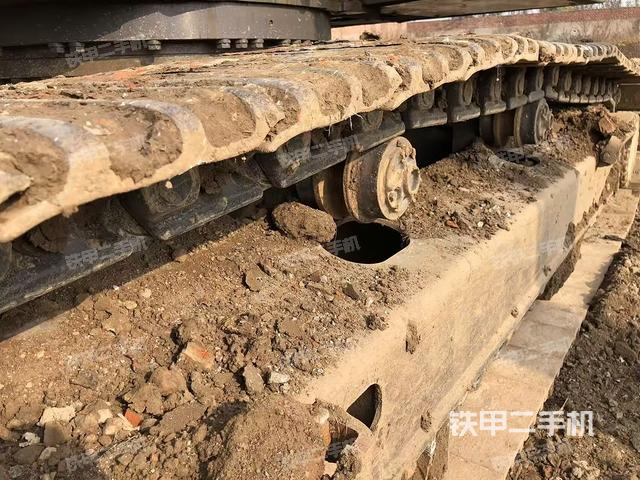 單側(cè)履帶整體（整機外觀）