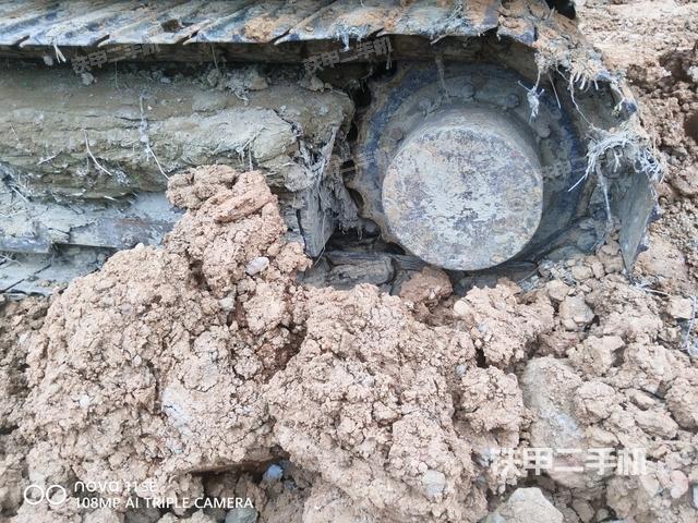 左侧履带整体 （行走机构）