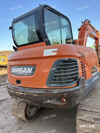 斗山DX55-9C挖掘機