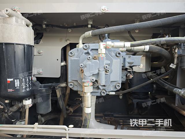 駕駛室頂部（整機(jī)外觀）