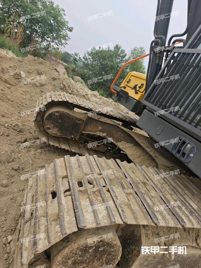 單側(cè)履帶整體（整機外觀）