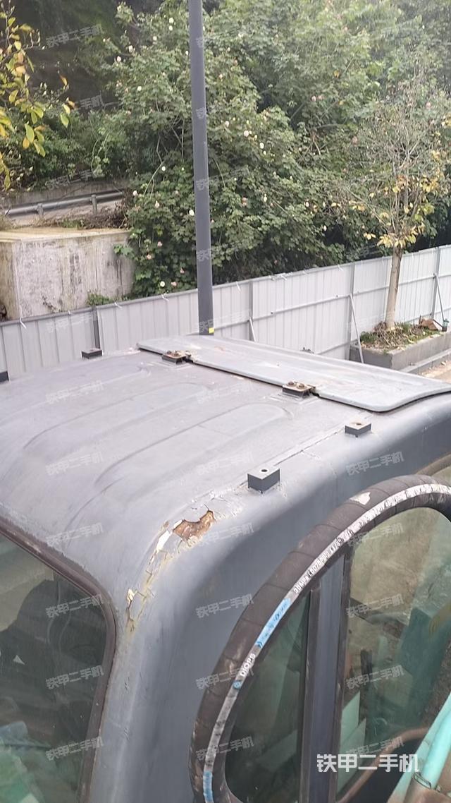 駕駛室頂部（整機(jī)外觀）