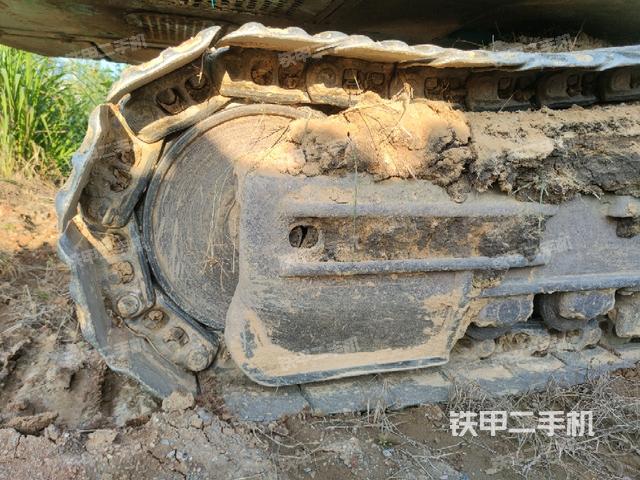 左側(cè)行走馬達(dá)蓋板（行走機(jī)構(gòu)）