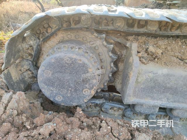 右驅(qū)動(dòng)輪（行走機(jī)構(gòu)）