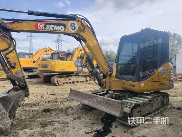 徐工XE60D挖掘機