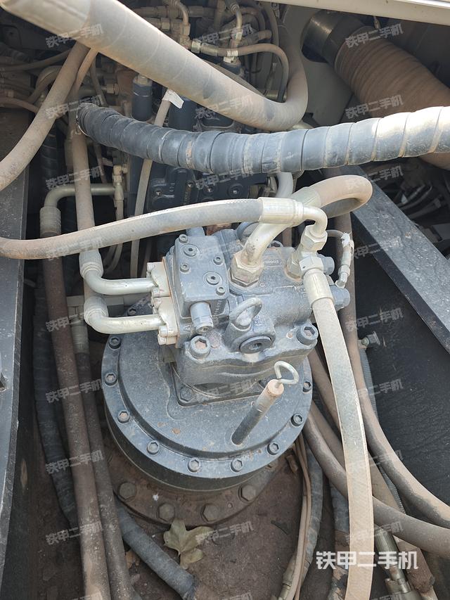 驾驶室整体（整机外观）