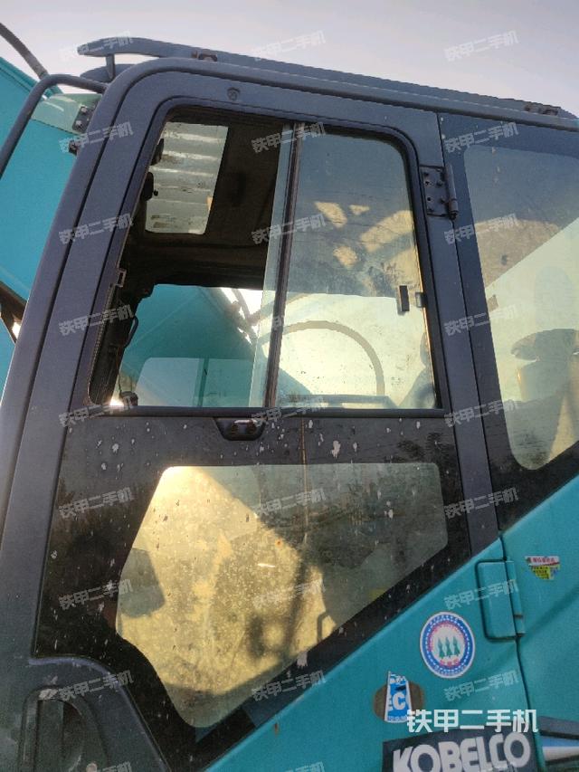 駕駛室正側(cè)（駕駛室部分）