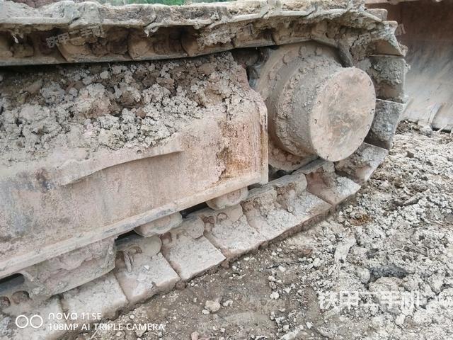 左側(cè)履帶整體?（行走機(jī)構(gòu)）