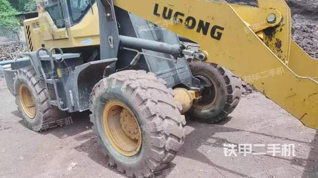 驾驶室工作台（整机外观及大件）