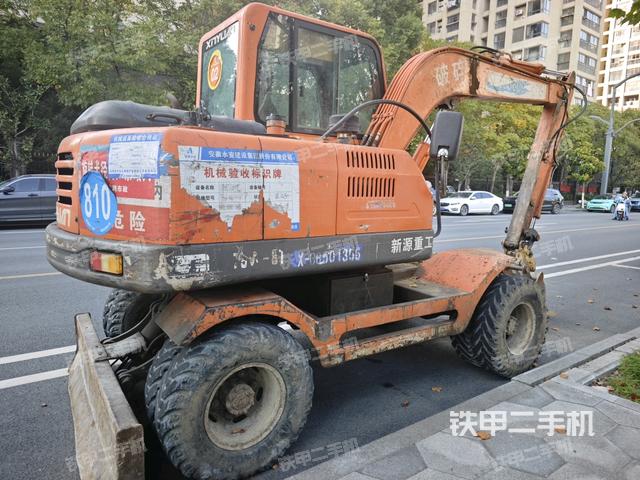 驾驶室整体（整机外观）