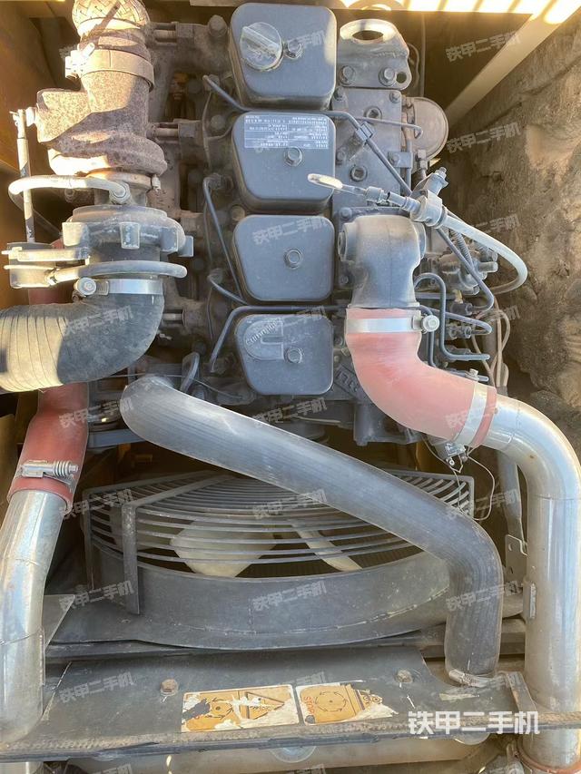 發(fā)動機(jī)整體俯視（整機(jī)外觀）