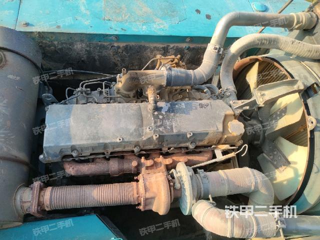 發(fā)動(dòng)機(jī)室（上車部件）