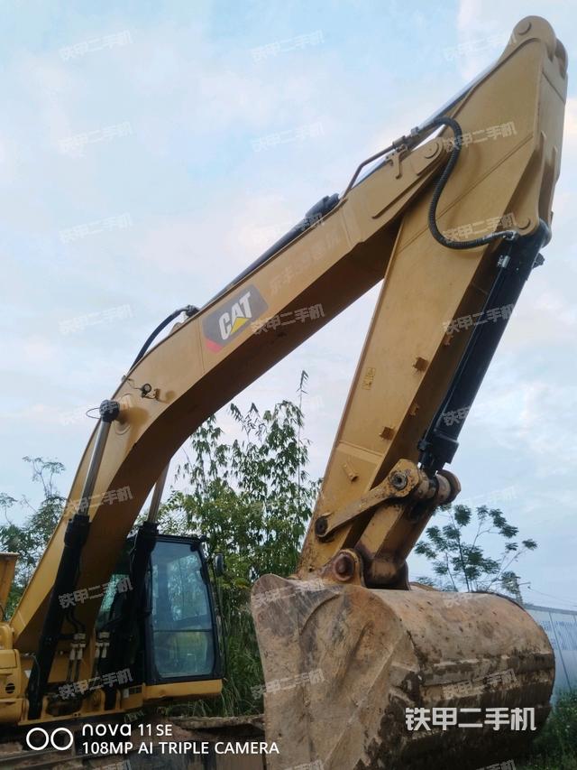 大臂整體?右側(cè)（工作和回轉(zhuǎn)裝置）