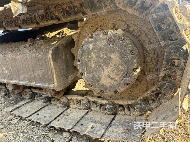 單側(cè)履帶整體（整機(jī)外觀）