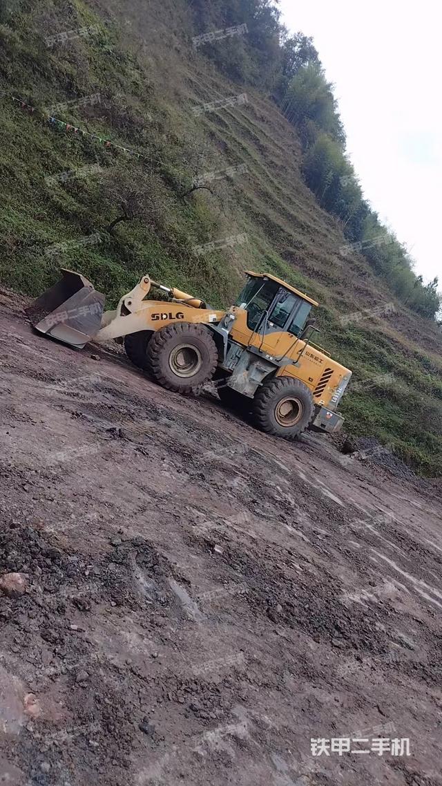 工作装置整体（整机外观及大件）