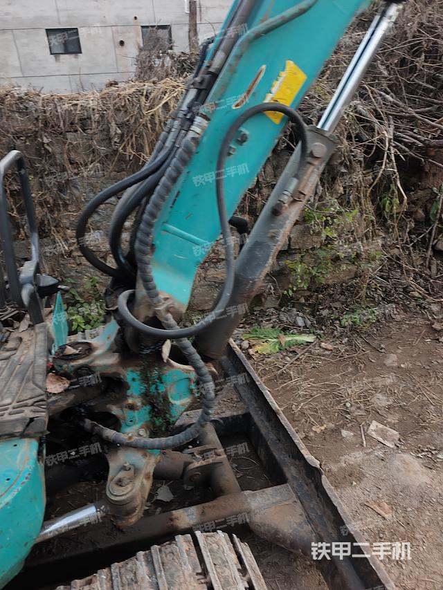 整機右后45°（整機外觀）