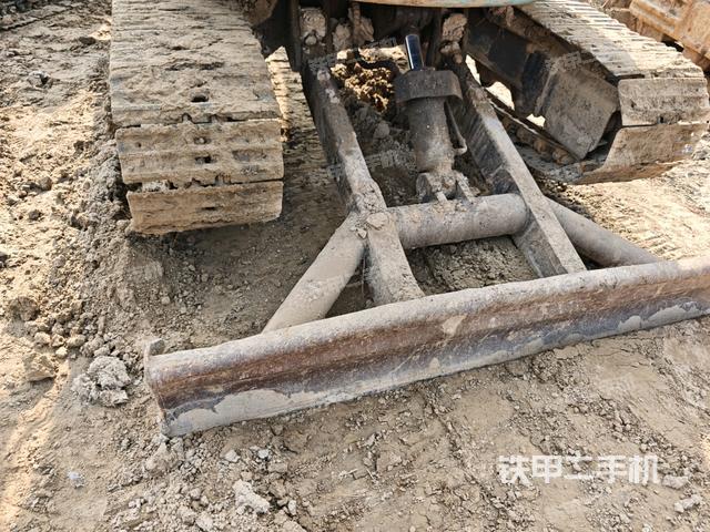 右侧履带整体 （行走机构）