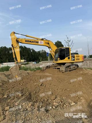 小松PC240LC-8M0挖掘機