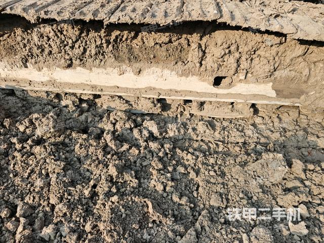 右側(cè)履帶整體（行走機(jī)構(gòu)）