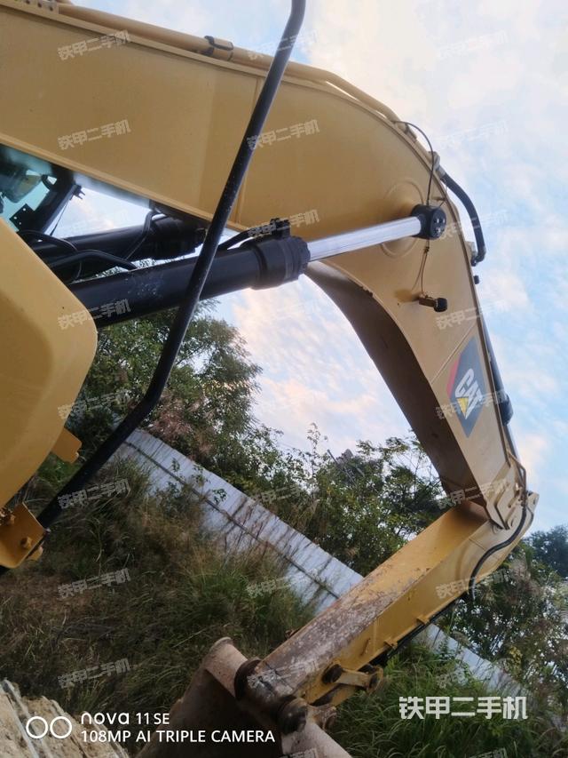 小臂整體右前（工作和回轉(zhuǎn)裝置）