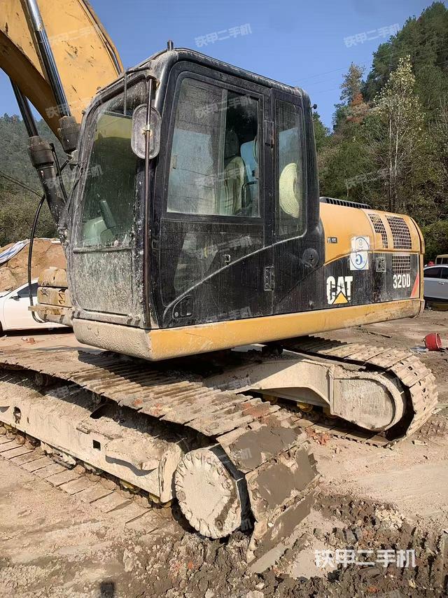 卡特彼勒320D液压挖掘机