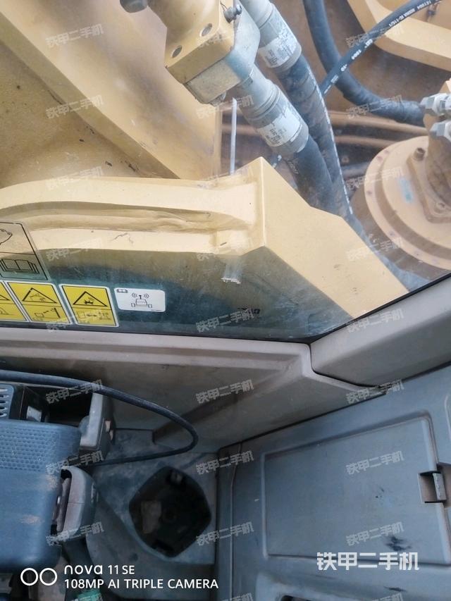 座椅左側(cè)控制臺(tái)/音響/含左手柄（駕駛室部分）