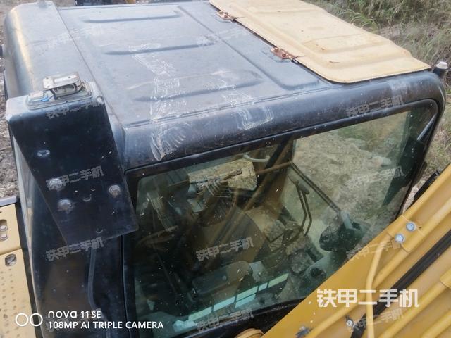 发动机室（上车部件）