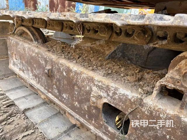 單側(cè)履帶整體（整機(jī)外觀）