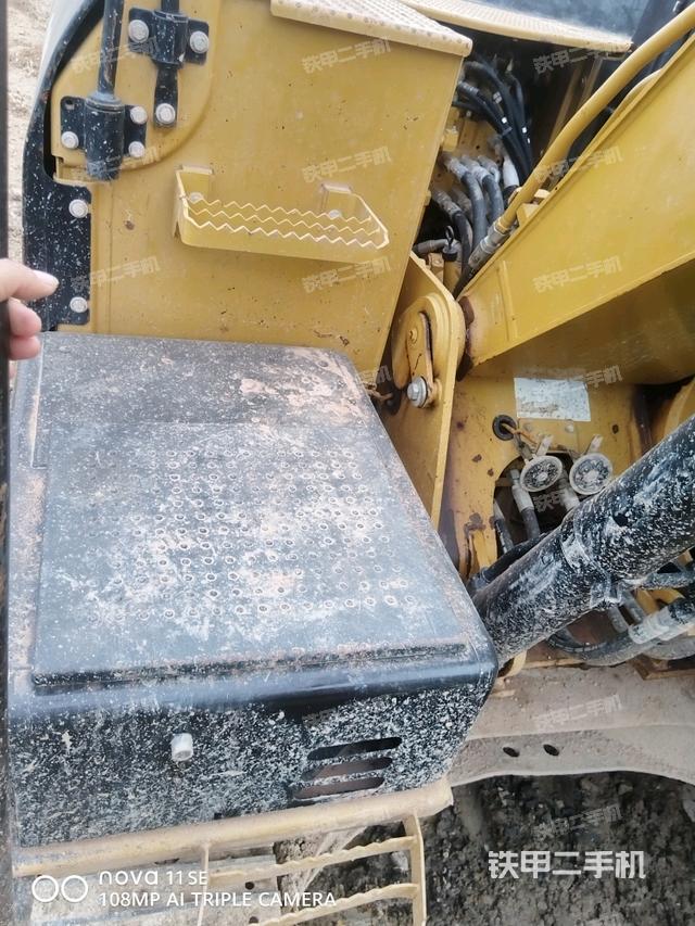 驾驶室顶部俯视（上车部件）