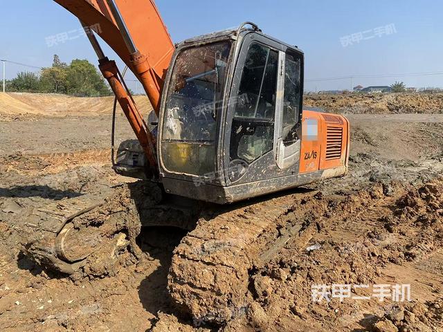 日立ZX200-3挖掘机